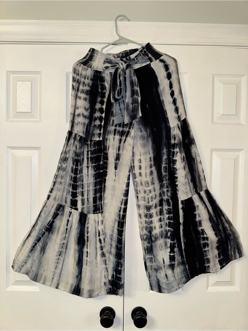 THML Black & White Tie Dye Gypsy/ Ruffle Pants